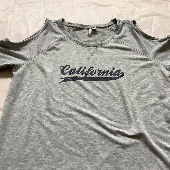 Cato Active Womens Gray Sweatshirt Cold Shoulder Top California Size Large - Picture 3 of 9